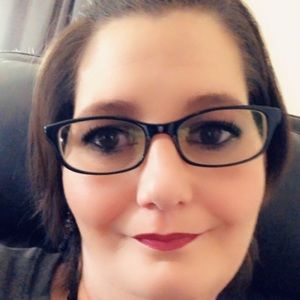 Meet your Posher, Carrie